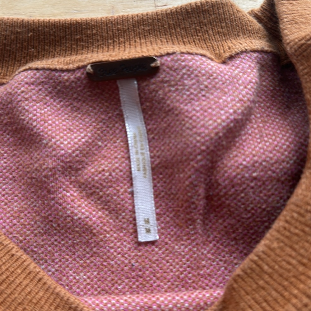 Sweater - Picture 5 of 5